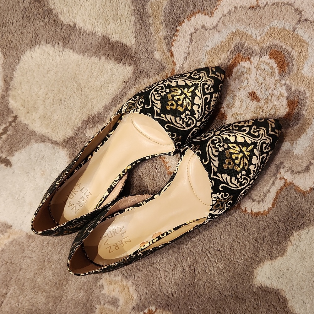 Women's Naturalizer Metallic Flats